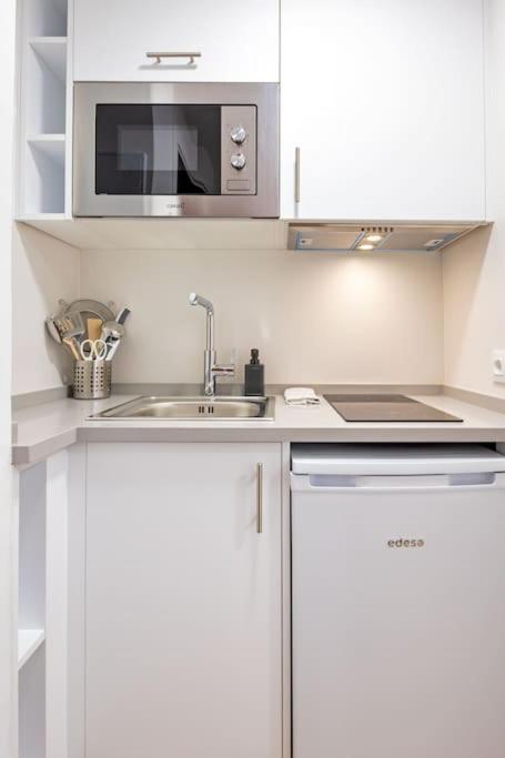 New Suite Reformada Con Excelente Ubicacion Seville Luaran gambar