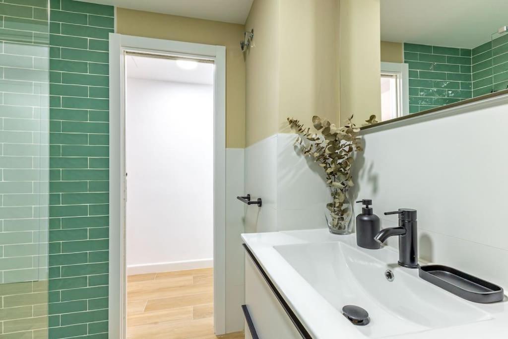 New Suite Reformada Con Excelente Ubicacion Seville Luaran gambar